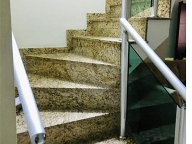 Sobrado à venda com 3 quartos, sendo 1 suíte,  em Jaçanã, São Paulo, SP