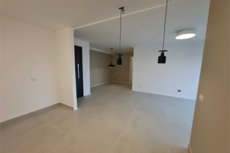 Apartamento à venda 107m² reformado com 2 quartos, sendo 1 suíte no Morumbi