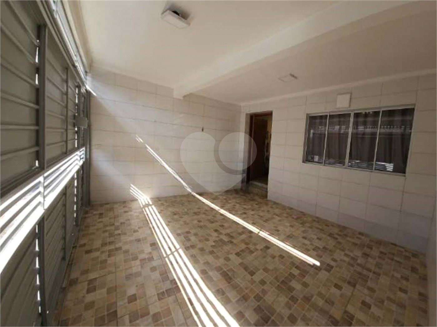Sobrado à venda com 3 quartos, sendo 1 suíte, em Jardim Peri, São Paulo, SP