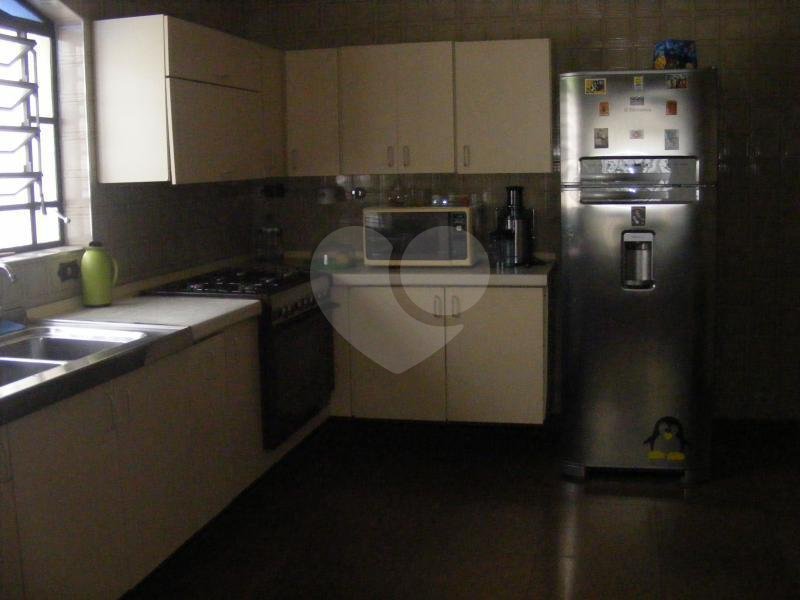 Sobrado à venda com 3 quartos, sendo 2 suítes,  em Vila Paulicéia, São Paulo, SP