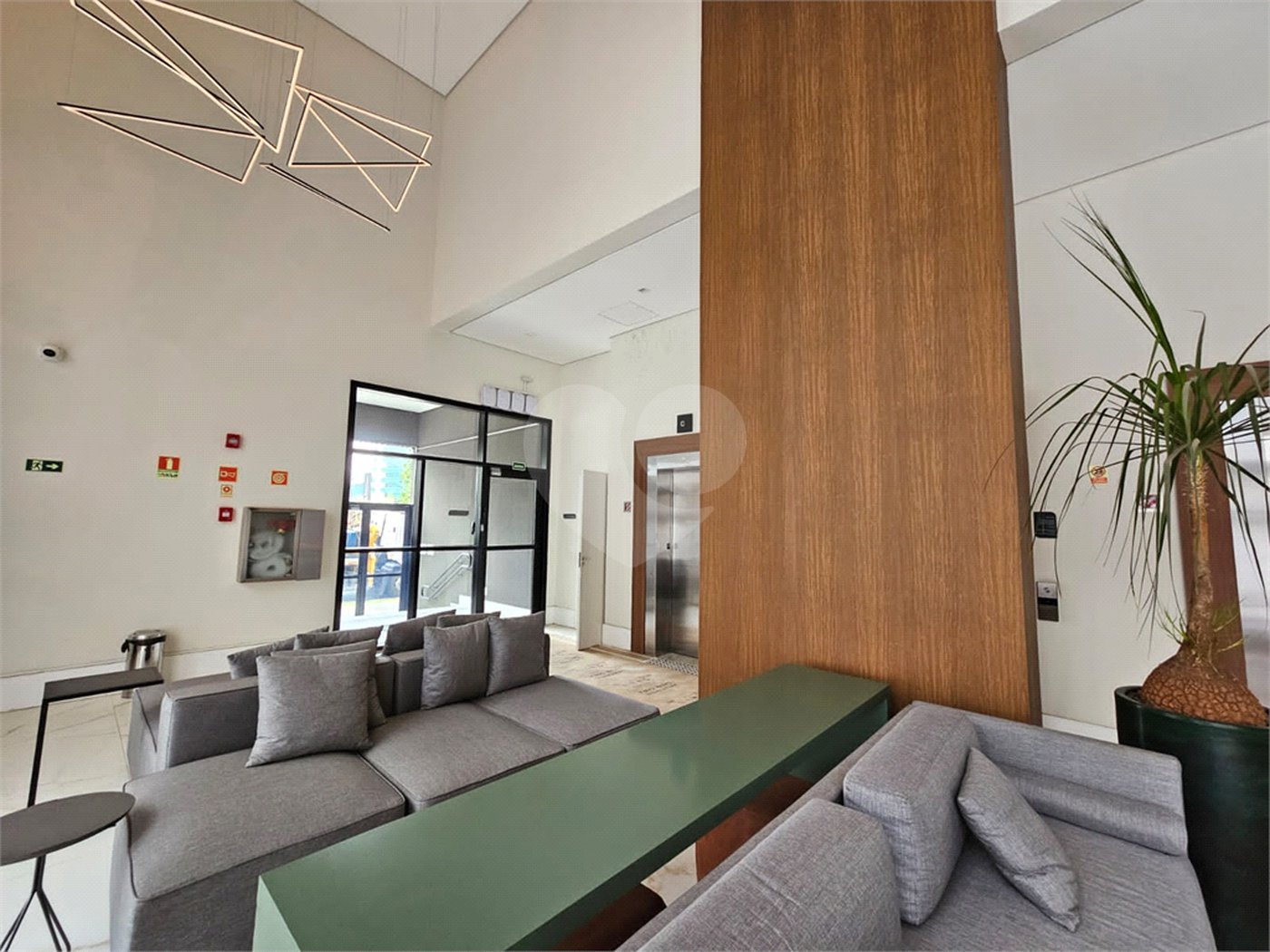 Apartamento à venda ou para alugar com 1 quarto em Pinheiros, São Paulo, SP