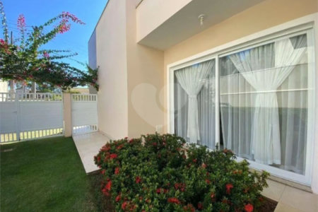 Casa à venda com 4 suítes no condomínio Ipê Velho, Vinhedo - SP