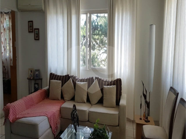 Casa à venda com 4 quartos, sendo 2 suítes,  no condomínio Ibiratiba, São Paulo - SP
