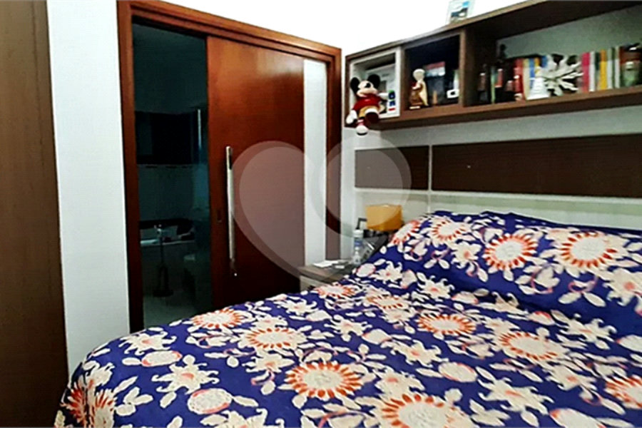 Casa à venda com 3 quartos, sendo 1 suíte, no condomínio Suíça da Cantareira, Mairiporã - SP