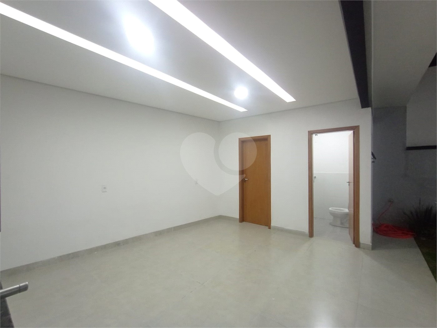 Casa à venda com 3 quartos, sendo 2 suítes, no condomínio Vila Rica, Indaiatuba - SP