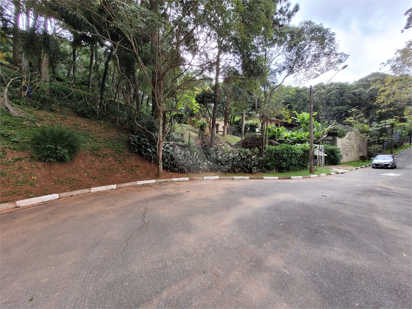 Terreno à venda no condomínio Cantareira, Mairiporã - SP