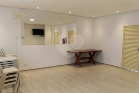 Apartamento à venda com 3 quartos, sendo 1 suíte,  em Tatuapé, São Paulo, SP