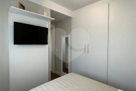 Apartamento à venda com 2 quartos em Santo Amaro, São Paulo, SP