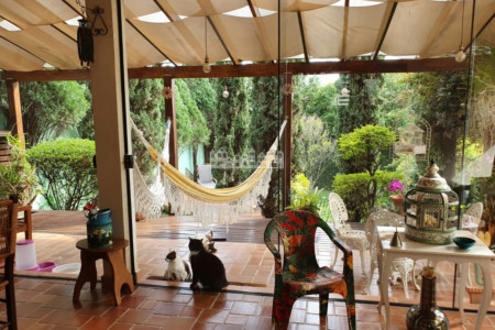 Casa para locação no Jardim Paulista – um refúgio com vista deslumbrante em Atibaia