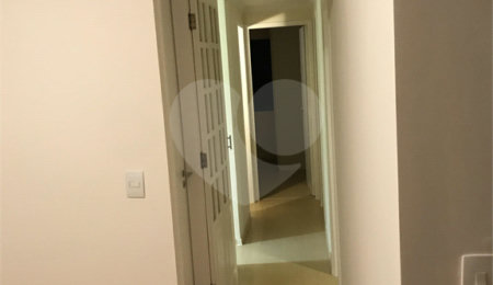 Apartamento à venda com 3 quartos, sendo 1 suíte,  em Fazenda Morumbi, São Paulo, SP