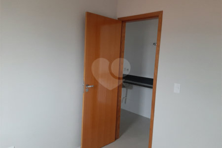 Apartamento à venda com 2 quartos em Vila Nivi, São Paulo, SP