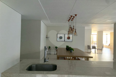 Apartamento à venda com 3 suítes em Bela Aliança, São Paulo, SP