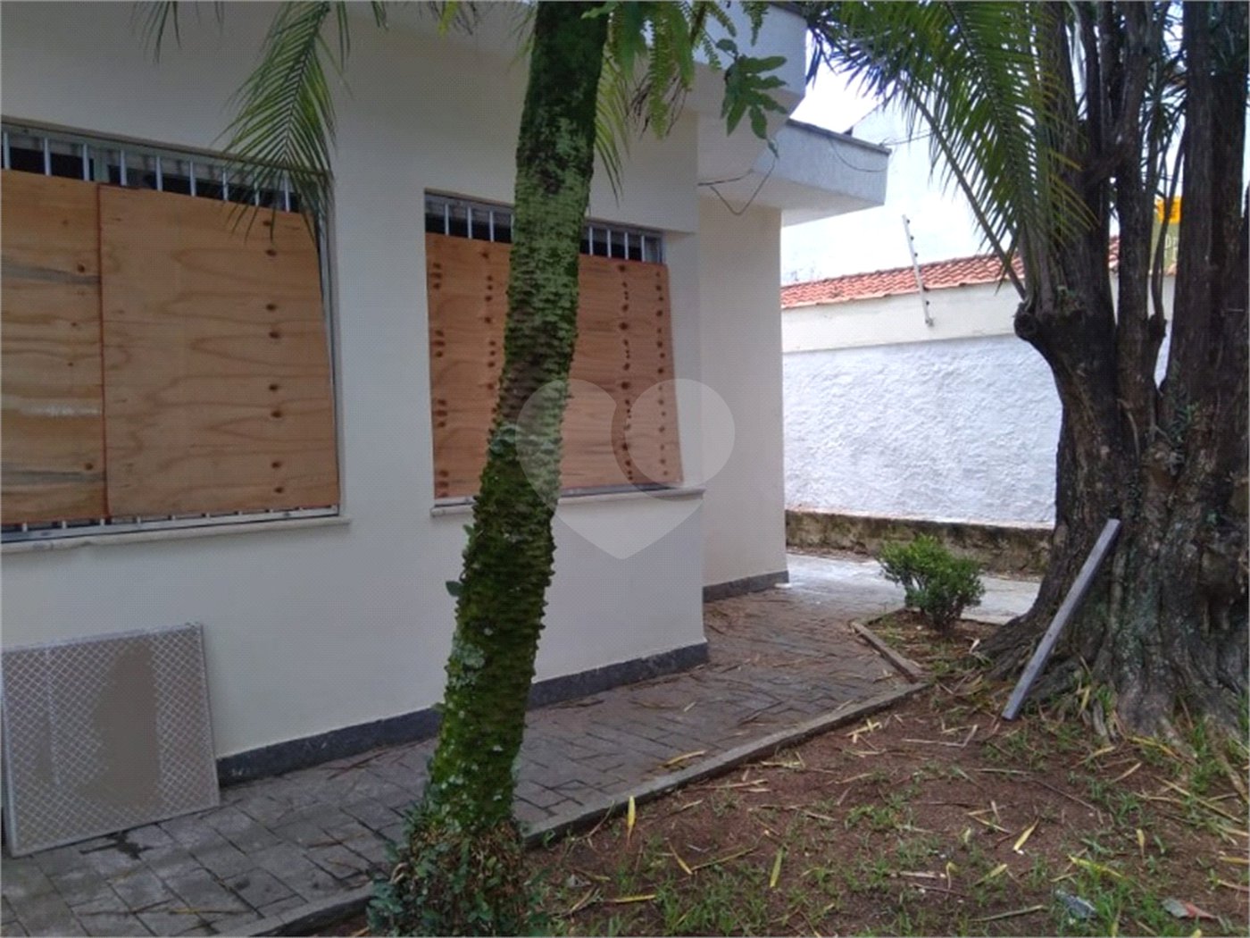 Casa Térrea à venda com 4 quartos, sendo 1 suíte, em Vila Rosália, Guarulhos, SP