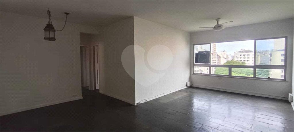 Apartamento à venda com 3 quartos, sendo 1 suíte, em Copacabana, Rio de Janeiro, RJ