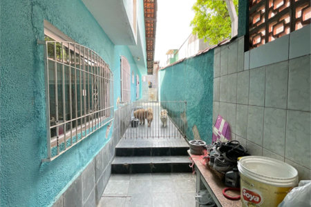 Casa à venda com 3 quartos, sendo 1 suíte, em Vila Júlia, Poá, SP