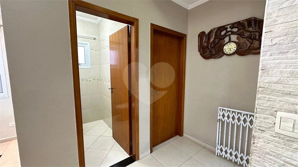 Casa à venda com 4 quartos, sendo 3 suítes, em Vila Galvão, Guarulhos, SP