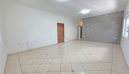 Casa à venda com 3 quartos, sendo 1 suíte,  no condomínio Residencial Jardim das Palmeiras, Vinhedo - SP