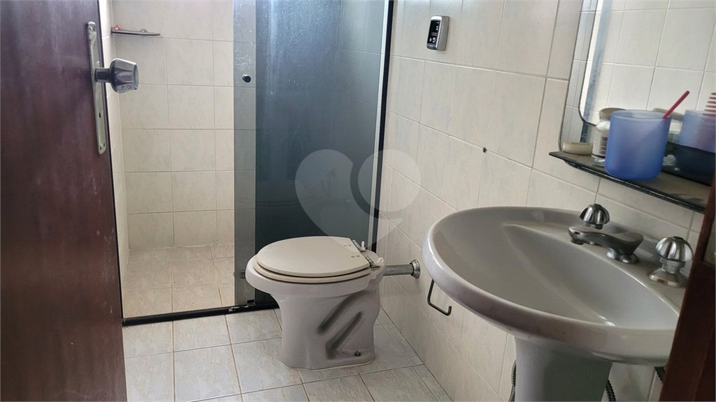 Casa à venda com 3 quartos, sendo 1 suíte, em Vila Tiradentes, São Paulo, SP