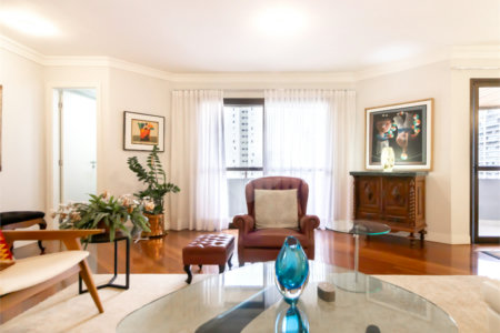 Apartamento à venda com 4 quartos, sendo 2 suítes, em Alto da Boa Vista, São Paulo, SP
