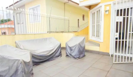 Casa à venda com 3 quartos, sendo 1 suíte,  em Jardim Monte Kemel, São Paulo, SP