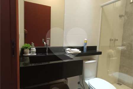 Casa à venda com 3 quartos, sendo 1 suíte,  no condomínio Ipes 2, Tatuí - SP