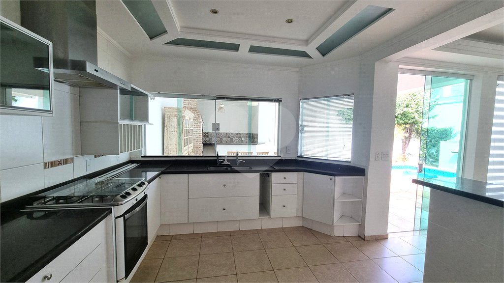 Casa à venda ou para alugar com 3 suítes no condomínio Residencial Villa dos Inglezes, Sorocaba - SP