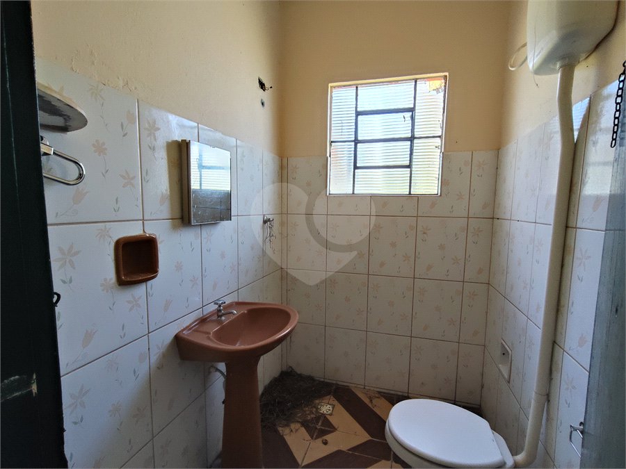 Fazenda para alugar com 3 quartos em Vila Santana, Itapetininga, SP