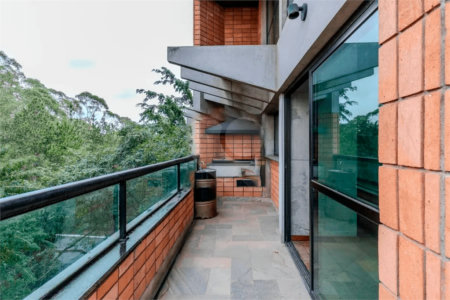 Apartamento à venda com 4 quartos, sendo 2 suítes, em Paraíso do Morumbi, São Paulo, SP