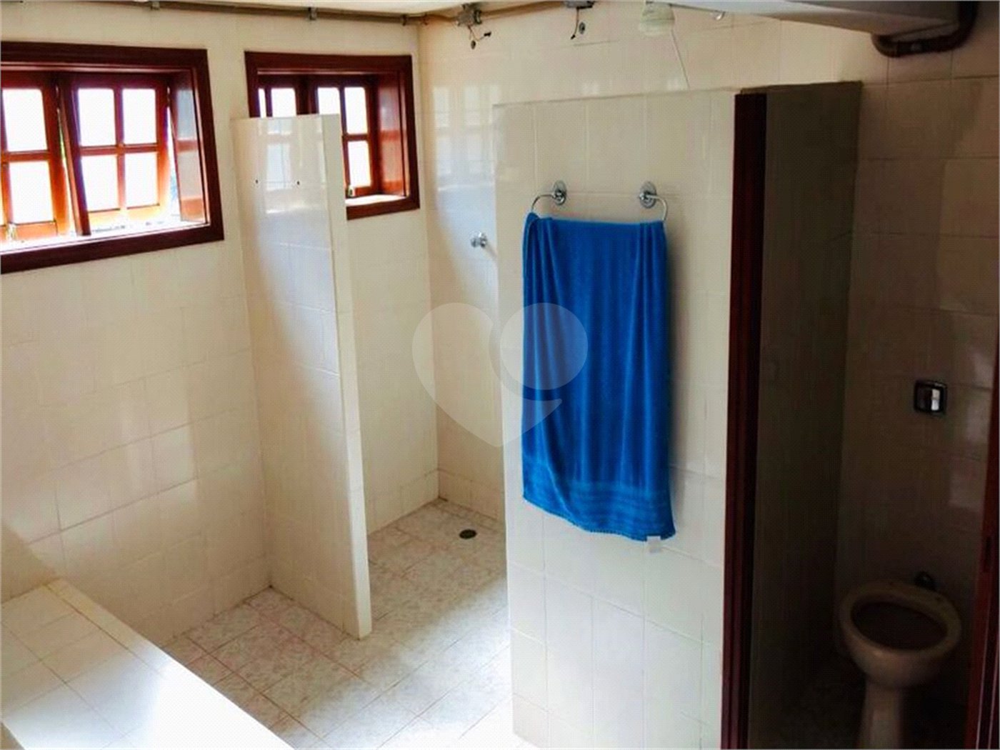 Sítio à venda com 6 suítes em Vila Zalla, Laranjal Paulista, SP