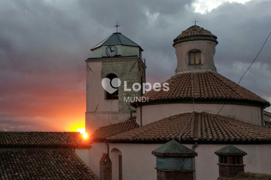 Casa com 3 suítes à venda em Ruoti, Potenza, Itália – Ideal para turismo