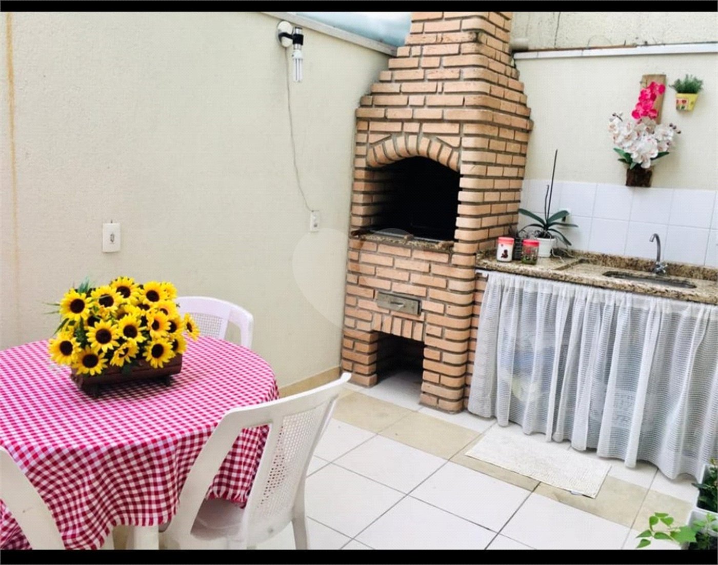 Sobrado à venda com 3 quartos, sendo 1 suíte, em Jaçanã, São Paulo, SP