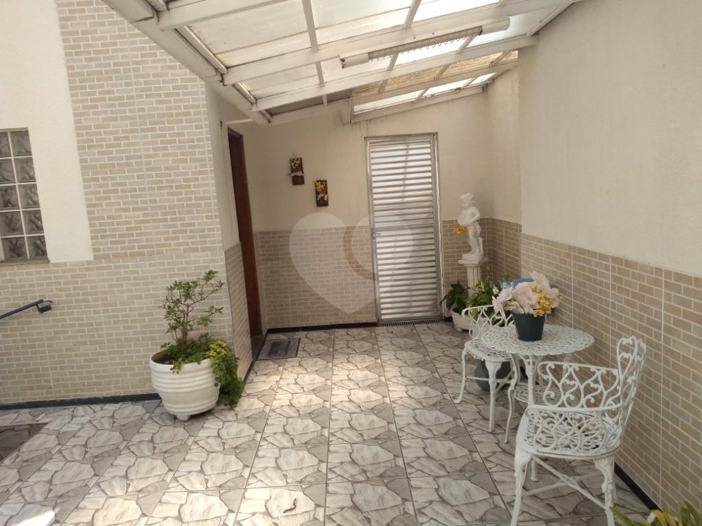 Casa à venda com 3 quartos, sendo 2 suítes, em Vila Dom Pedro I, São Paulo, SP