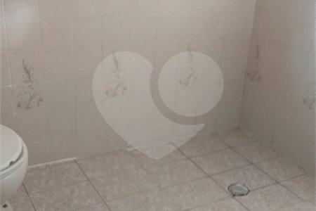 Casa à venda com 2 quartos em Vila Hortência, Sorocaba, SP