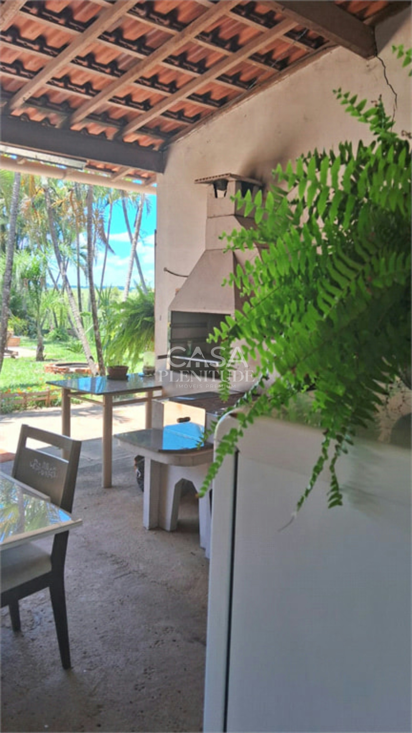 Chácara à venda com 4 quartos, sendo 1 suíte, em Zona Rural, Porangaba, SP