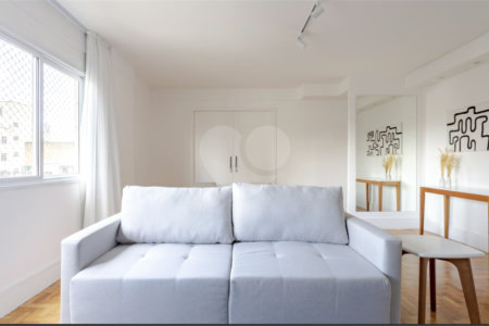 Apartamento à venda com 3 quartos, sendo 1 suíte, em Itaim Bibi, São Paulo, SP