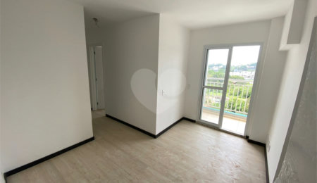 Apartamento à venda com 2 quartos em Botujuru, Mogi das Cruzes, SP