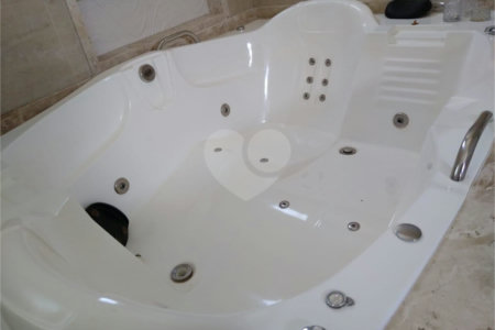 Casa à venda com 3 quartos, sendo 1 suíte, no condomínio Jd Portal de Itaici, Indaiatuba - SP