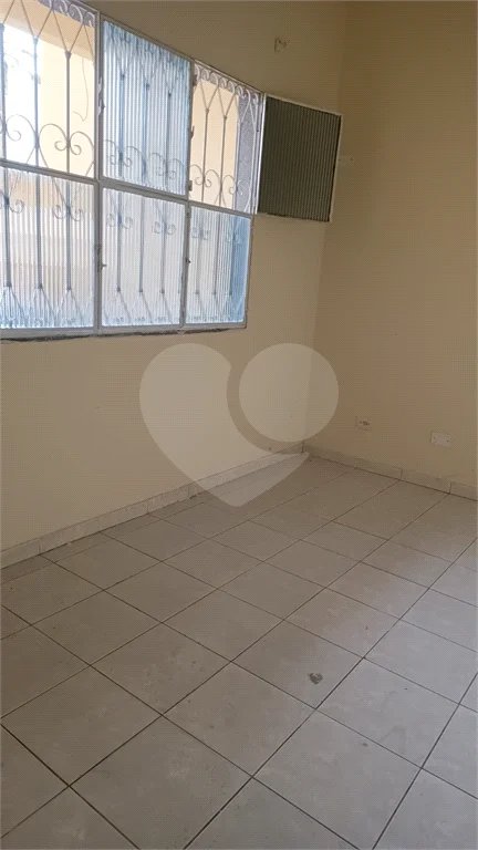 Casa à venda com 3 quartos em Campo Grande, Rio de Janeiro, RJ