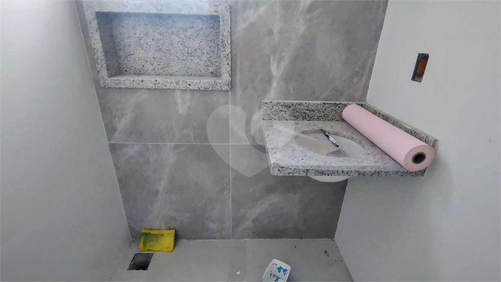 Sobrado à venda com 3 quartos, sendo 1 suíte, em Vila Granada, São Paulo, SP