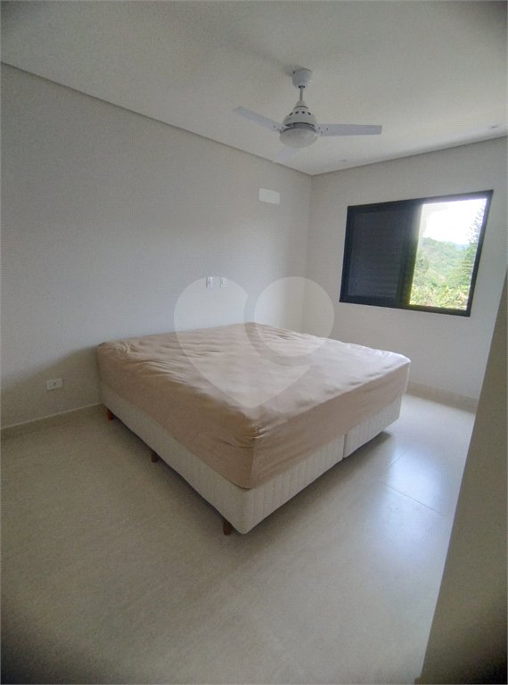 Casa à venda com 4 quartos, sendo 2 suítes, no condomínio Alpes da Cantareira, Mairiporã - SP