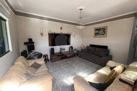 Casa à venda com 2 quartos, sendo 1 suíte, em Vila Barth, Itapetininga, SP