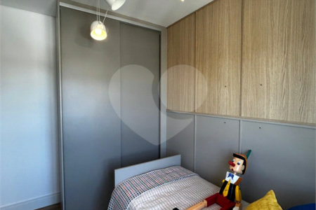 Apartamento à venda com 4 suítes em Vila Embaré, Valinhos, SP