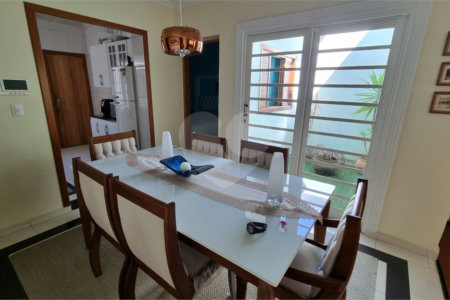 Casa à venda com 3 suítes em Jardim Trussardi, São Paulo, SP