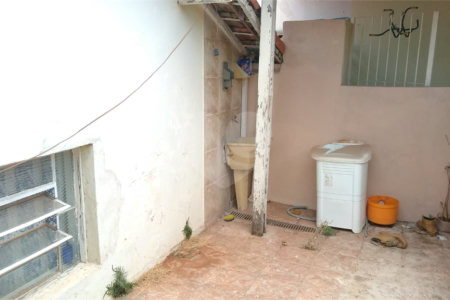 Casa térrea para venda.