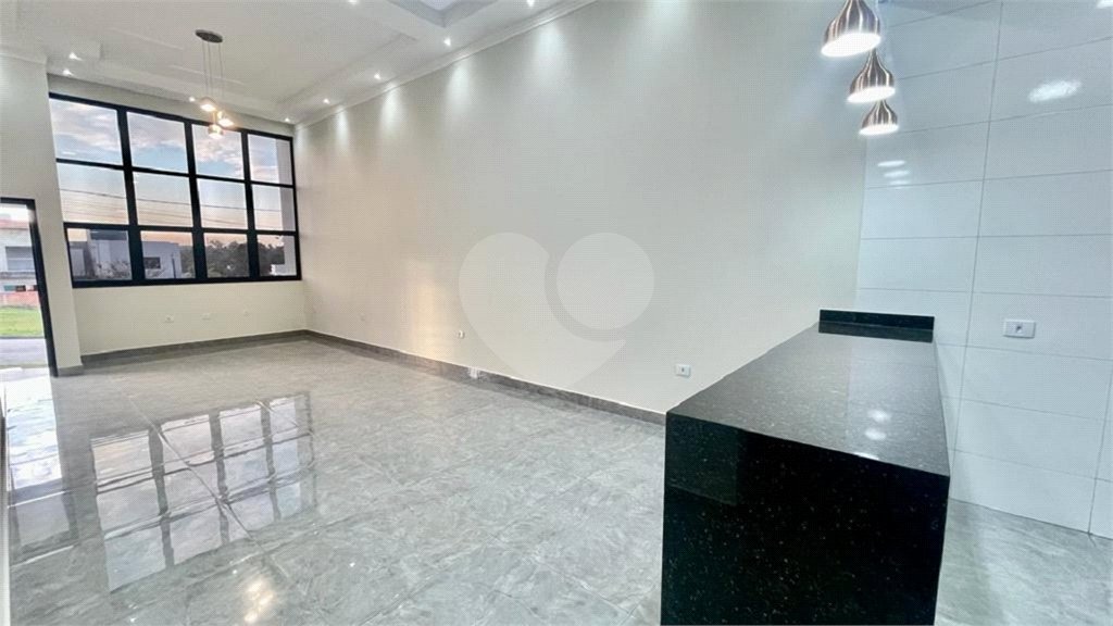 Casa à venda com 3 quartos, sendo 2 suítes, no condomínio Condomino Campos do Conde - Fase 2, Sorocaba - SP