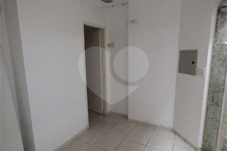 Sala à venda ou para alugar em Bangu, Rio de Janeiro, RJ