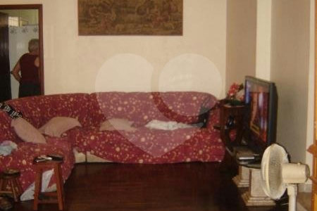 Apartamento à venda com 4 quartos, sendo 1 suíte, em Aclimação, São Paulo, SP