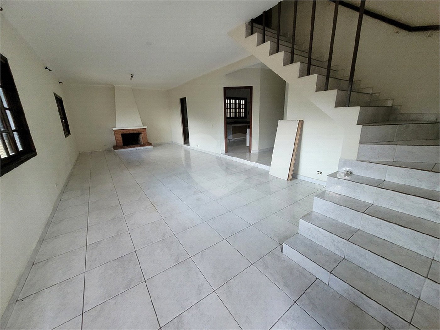 Casa de Vila para alugar com 6 quartos, sendo 4 suítes,  em Tucuruvi, São Paulo, SP