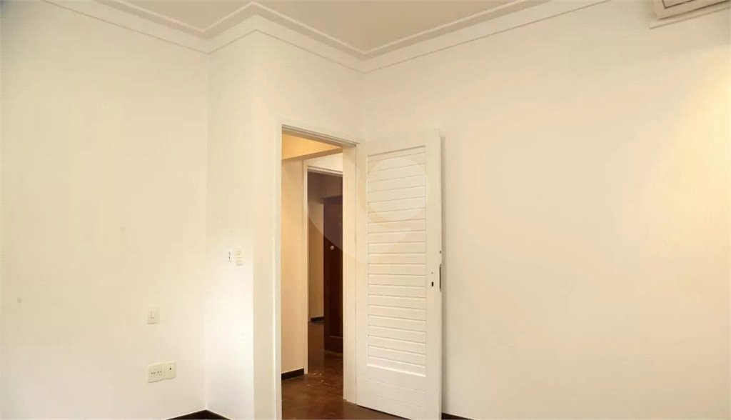 Casa à venda com 4 suítes no condomínio Residencial Morumbi, São Paulo - SP