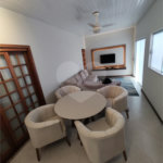Casa à venda com 3 quartos, sendo 1 suíte, no Centro, Araraquara, SP
